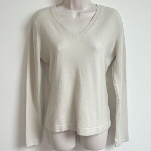 Express v neck off white long sleeve stretchy pullover sweater medium vintage